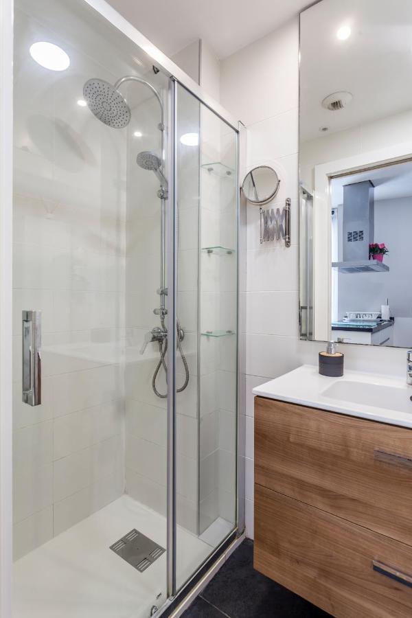 Piso En La Playa, Wifi Gratis Y Ac Apartment Valencia Bagian luar foto